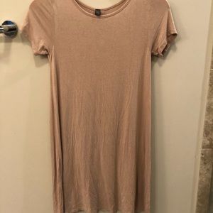 Beige/light pink t shirt style dress